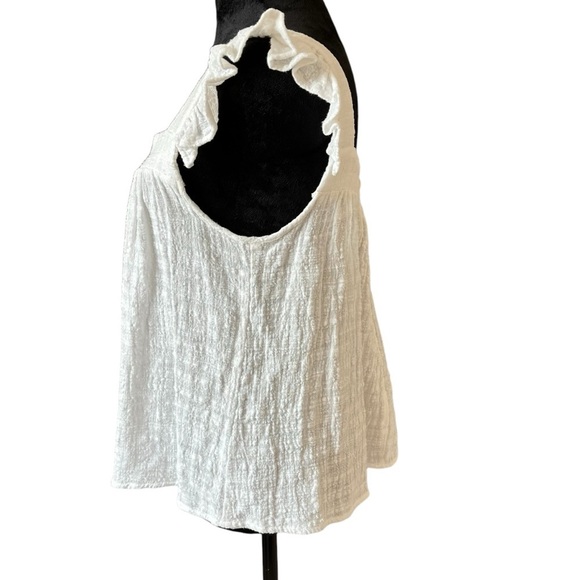 Lumiere Women's Cream Square Neck Ruffled Wide Strap Tank Top Size S - Picture 4 of 10